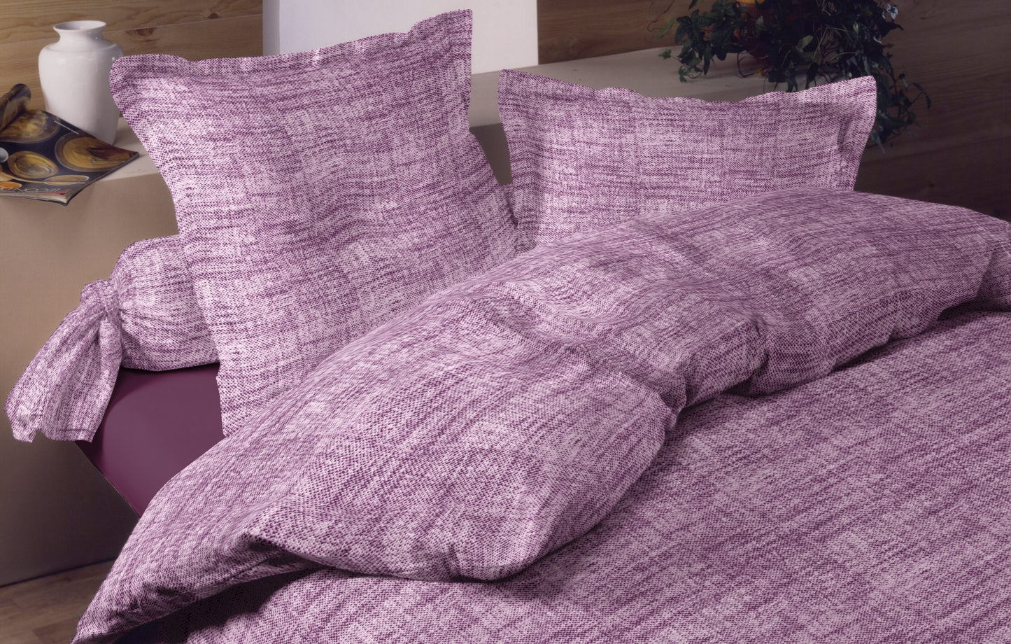 All over Jacquard Wine | 186 TC | King Size Bedsheet